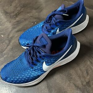 Nike men’s sz 10 blue